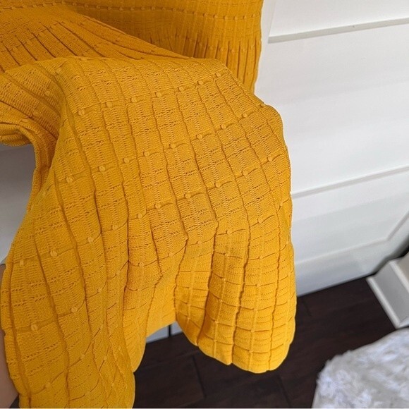 Michael Kors One Shoulder Dress Mustard Yellow Sz. Small fit & flare - Picture 5 of 7